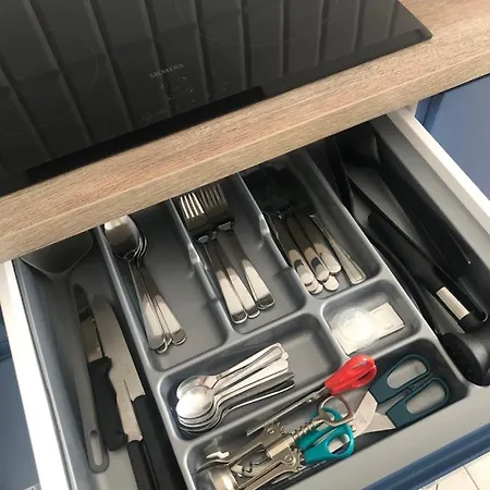 Golden View - Morska 1 ريفال