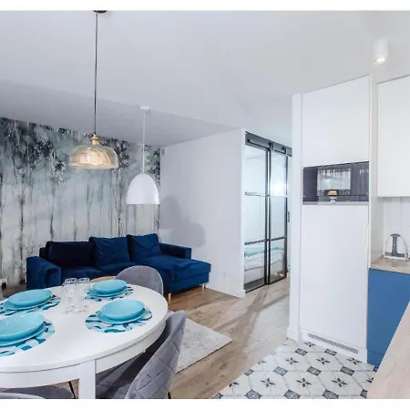 Apartament Golden View Rewal Morska 1 Bezposrednio Przy Plazy Basen Jacuzzi Sauna Silownia Bawialnia * Rewal