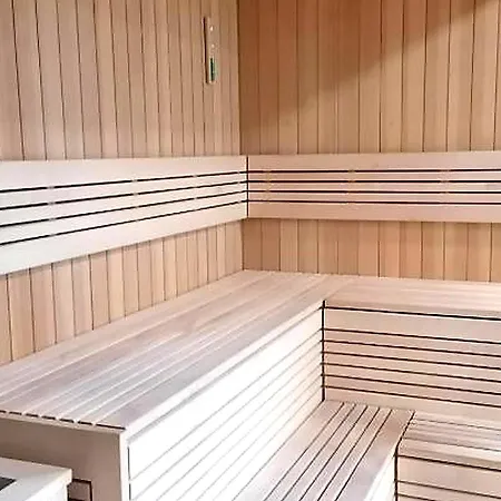 Apartament Golden View Rewal Morska 1 Bezposrednio Przy Plazy Basen Jacuzzi Sauna Silownia Bawialnia Rewal